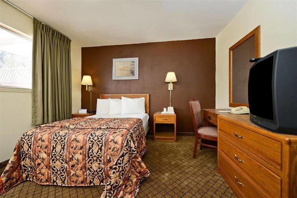 Country Hearth Inn-Hannibal Ngoại thất bức ảnh