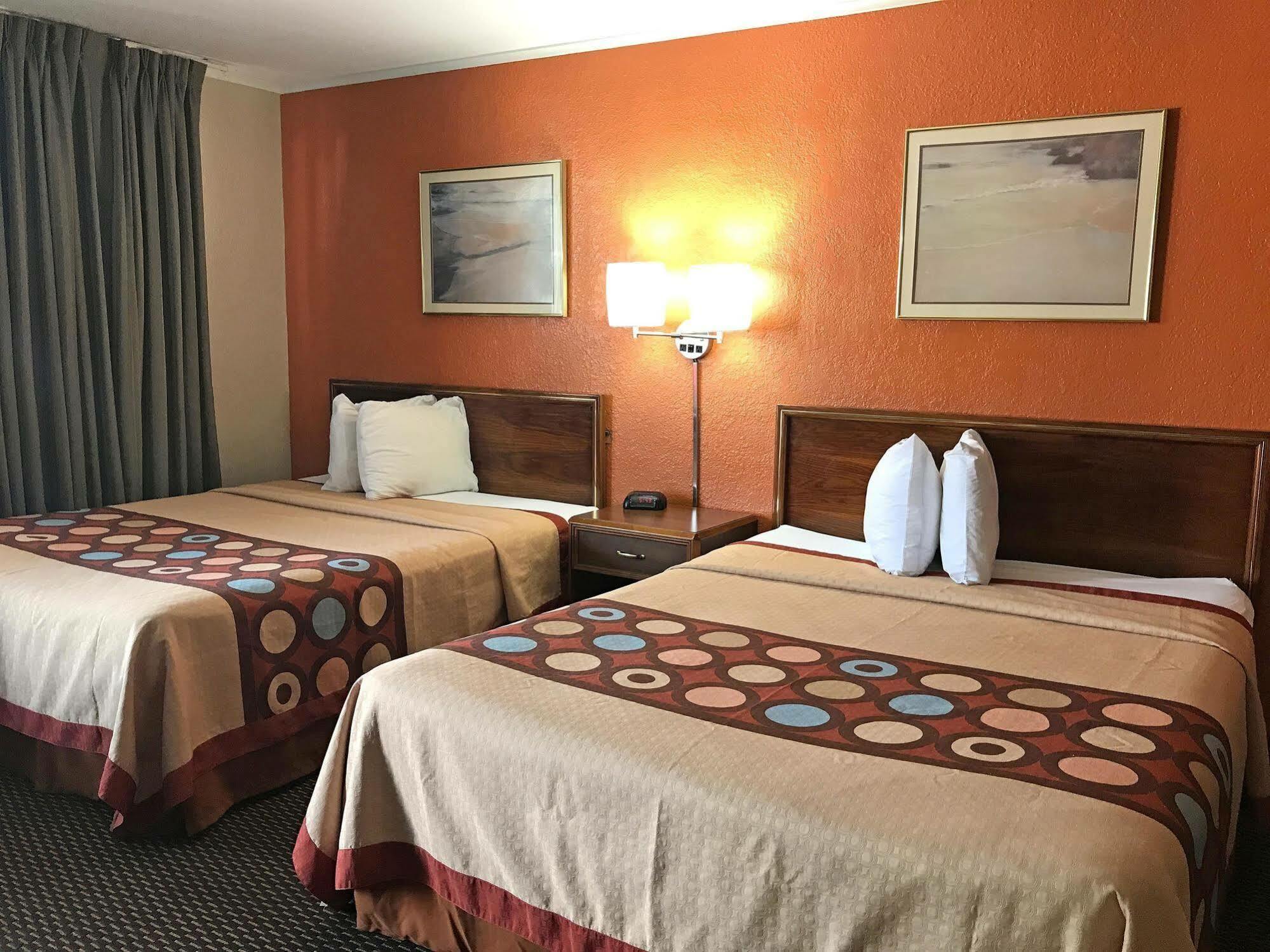 Country Hearth Inn-Hannibal Ngoại thất bức ảnh