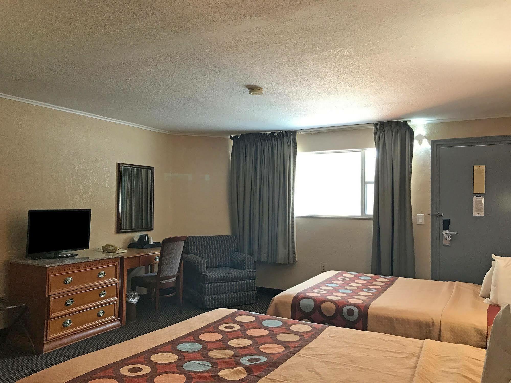 Country Hearth Inn-Hannibal Ngoại thất bức ảnh